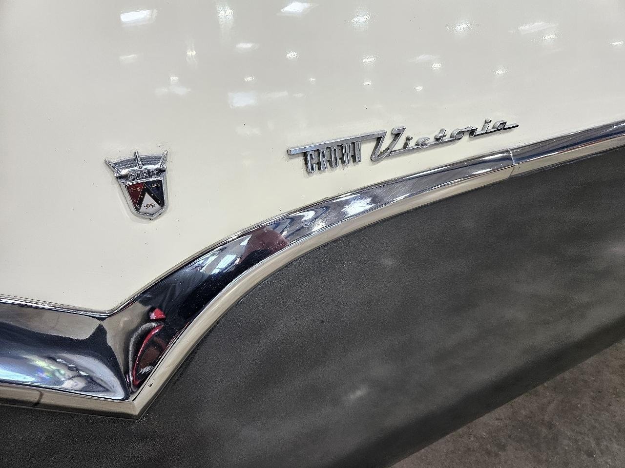 Ford Fairlane  1955