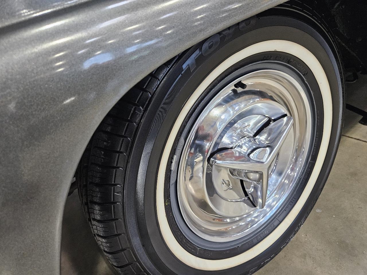 Ford Fairlane  1955