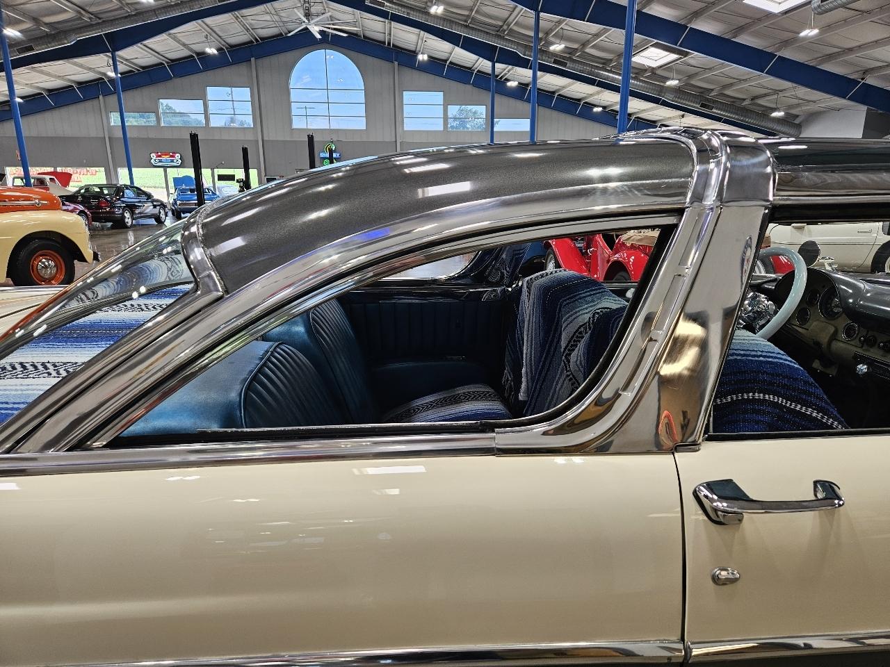 Ford Fairlane  1955