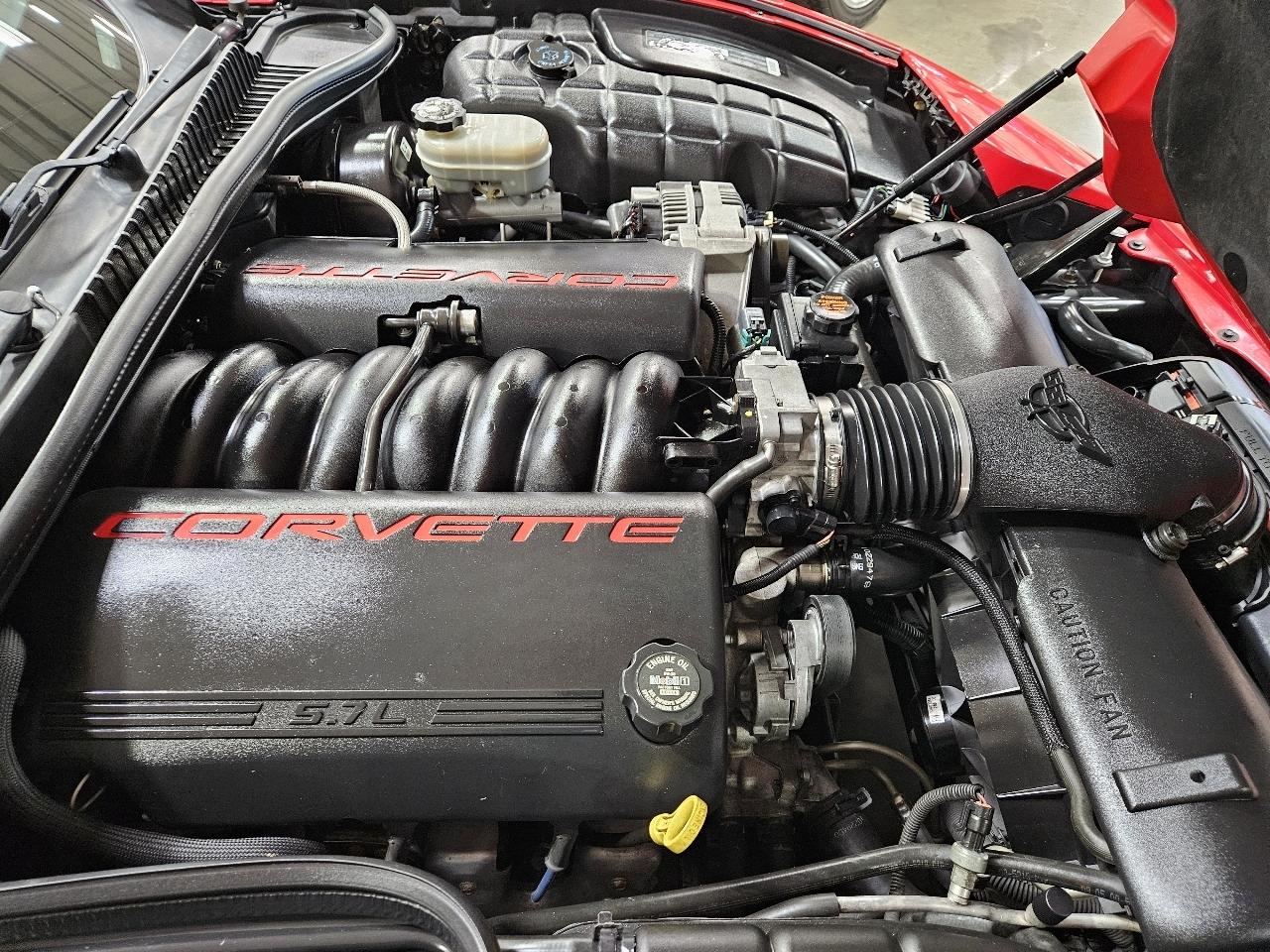 Chevrolet Corvette 2dr Convertible 2001