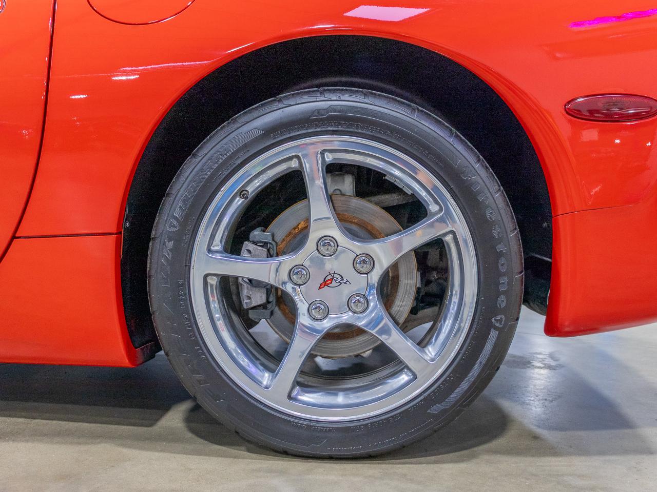 Chevrolet Corvette 2dr Convertible 2001