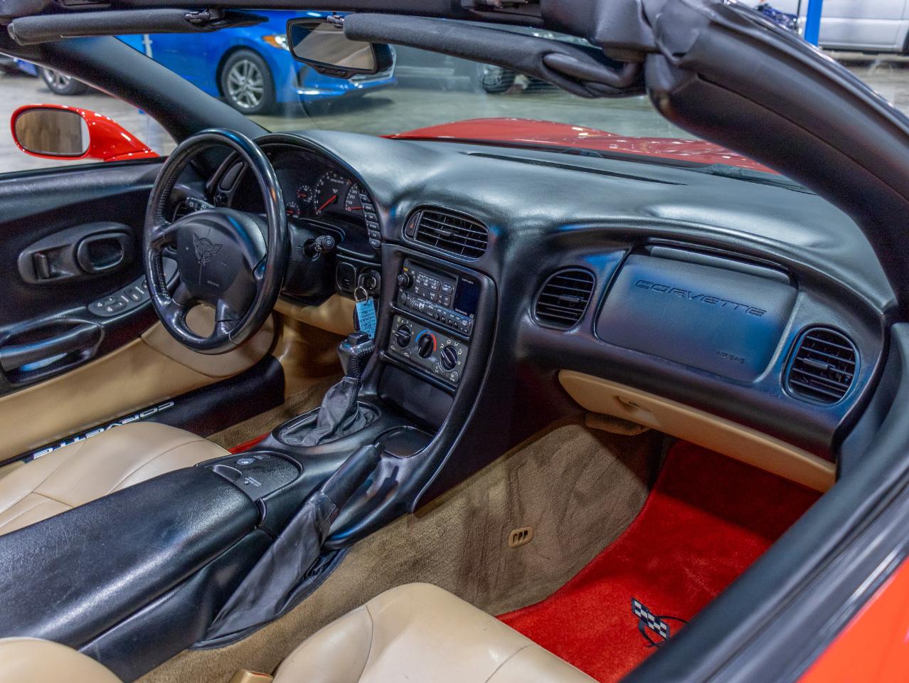 Chevrolet Corvette 2dr Convertible 2001