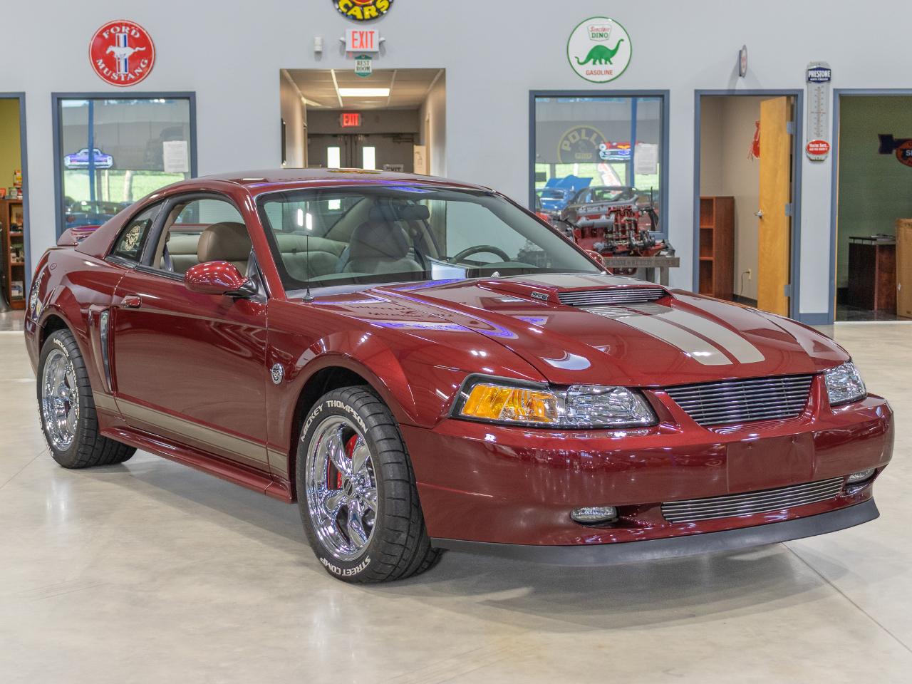 2004 Ford Mustang