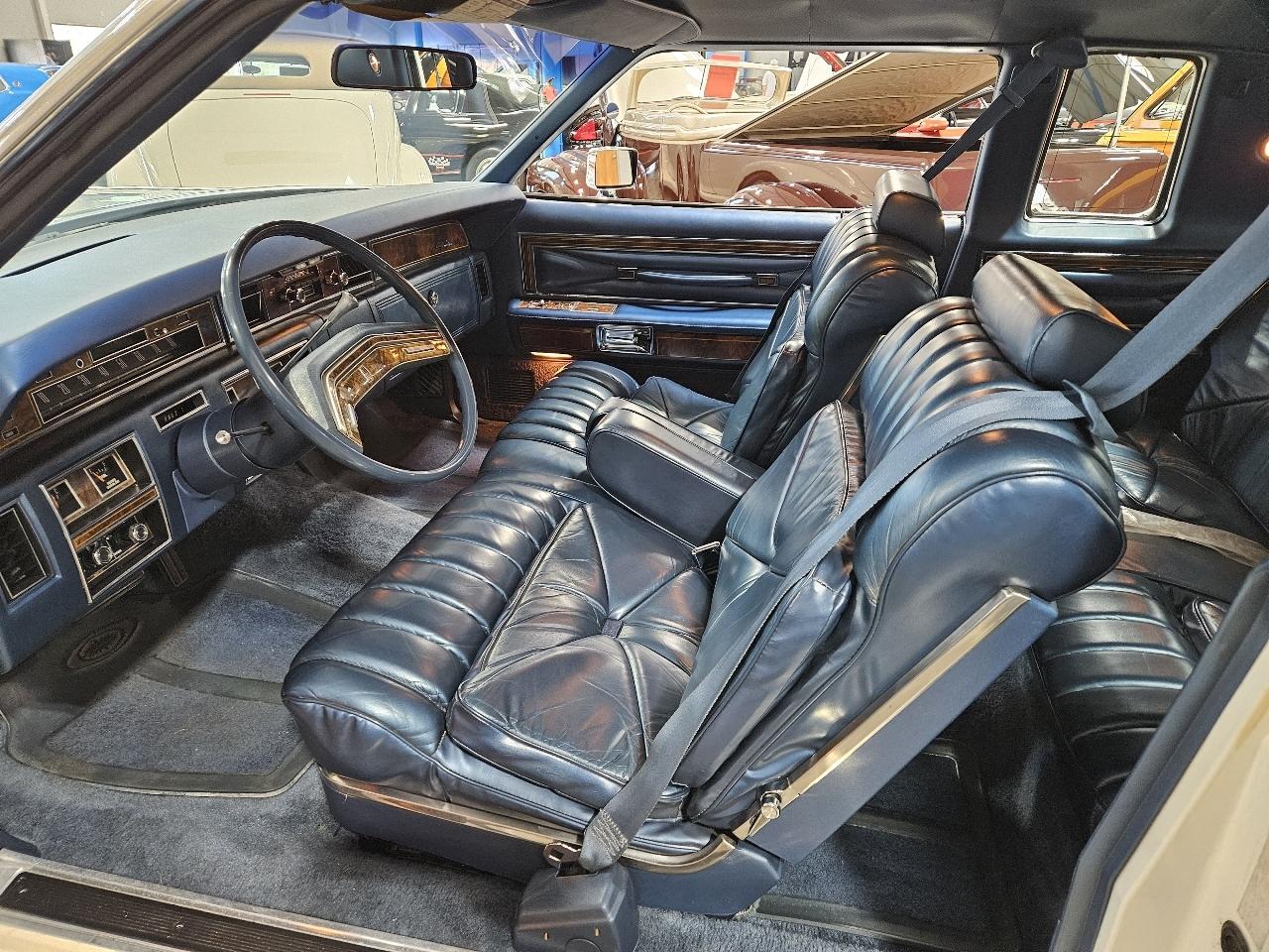Lincoln Town Coupe  1977