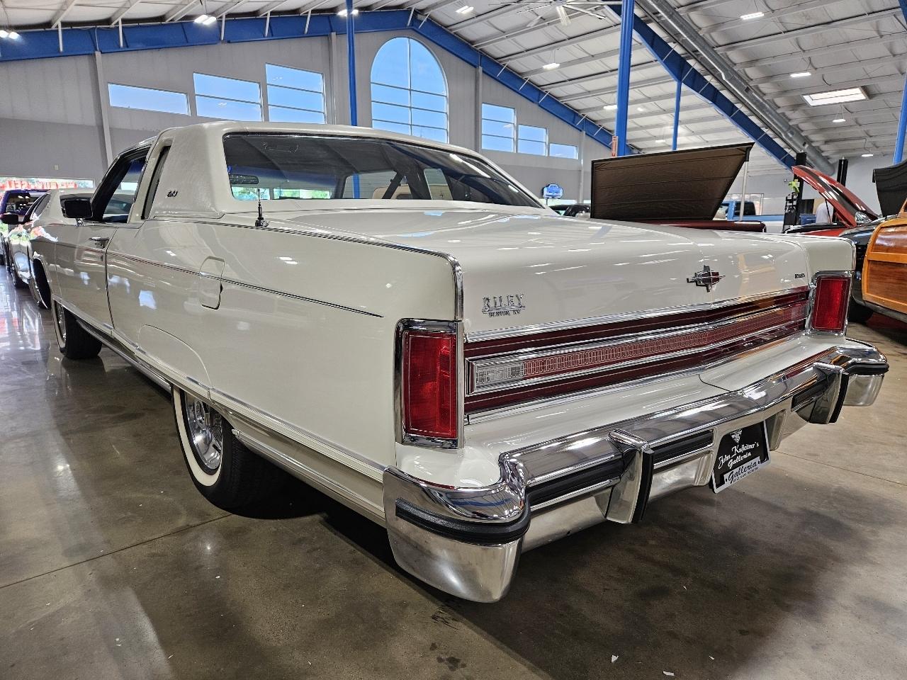 Lincoln Town Coupe  1977