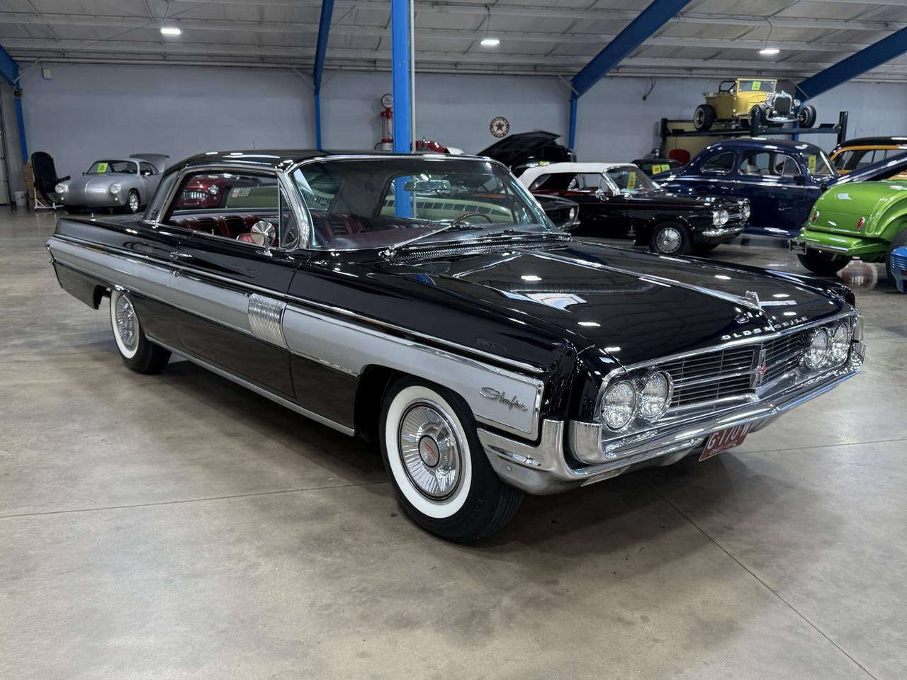 1962 Oldsmobile Starfire