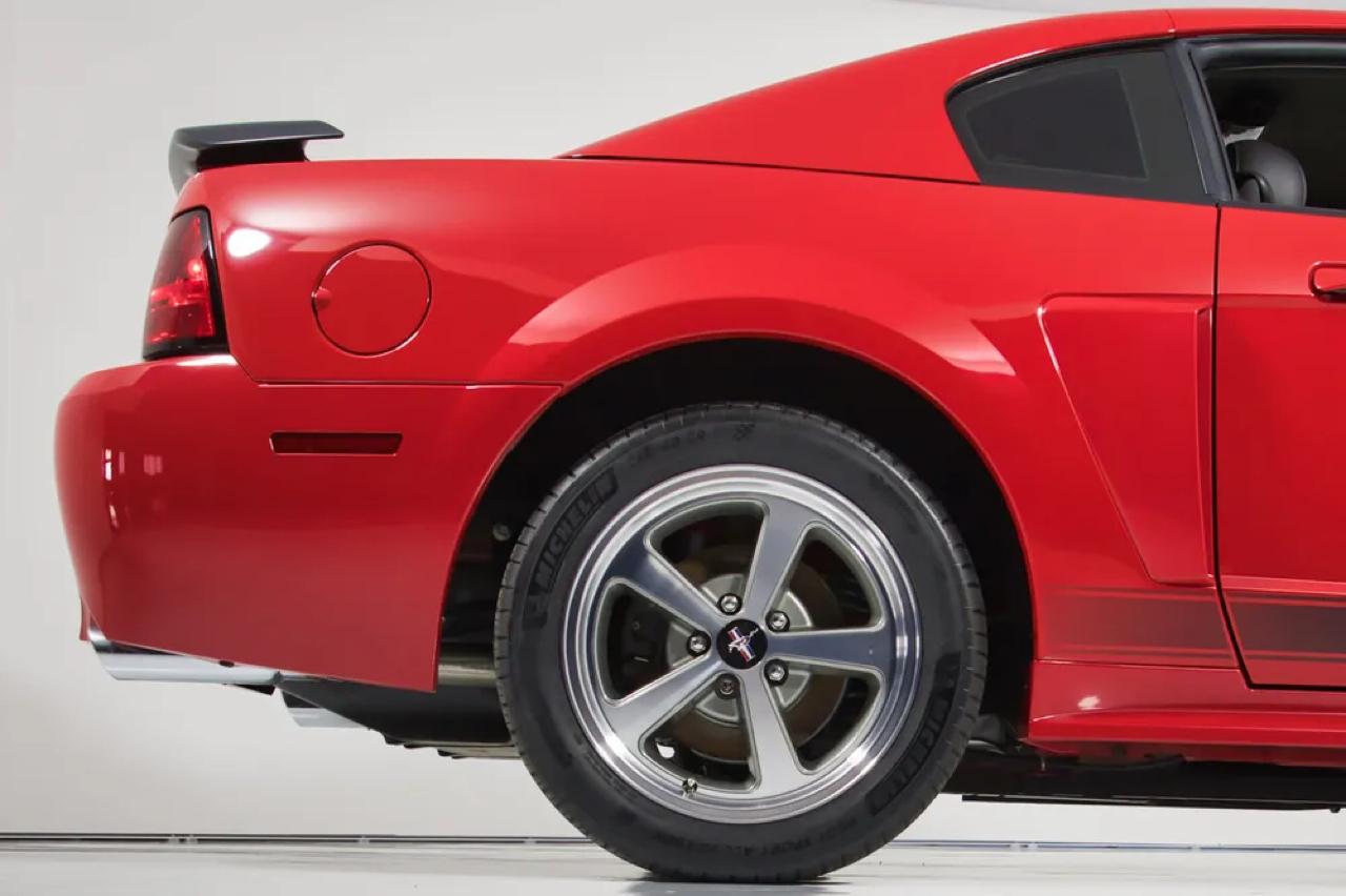 Ford Mustang Mach 1 2003