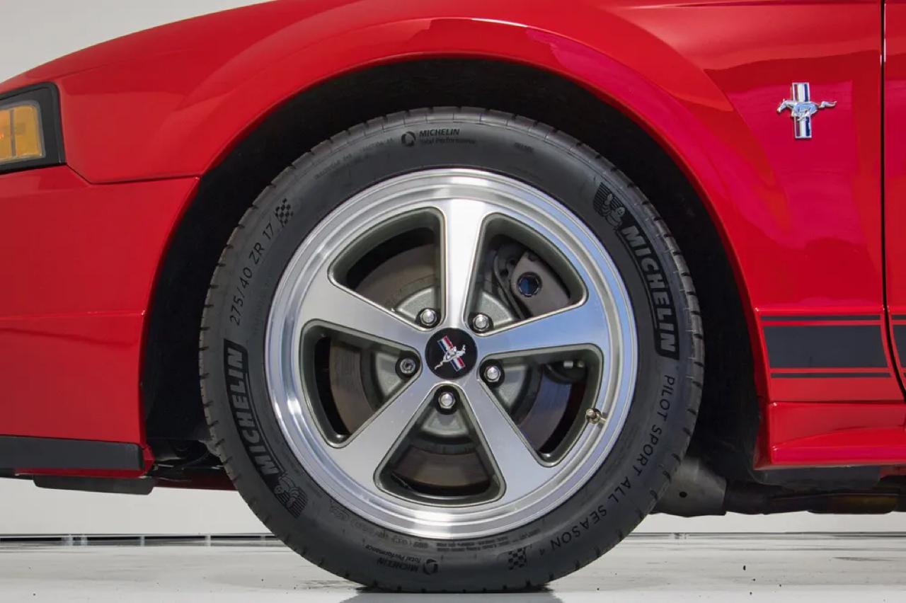Ford Mustang Mach 1 2003