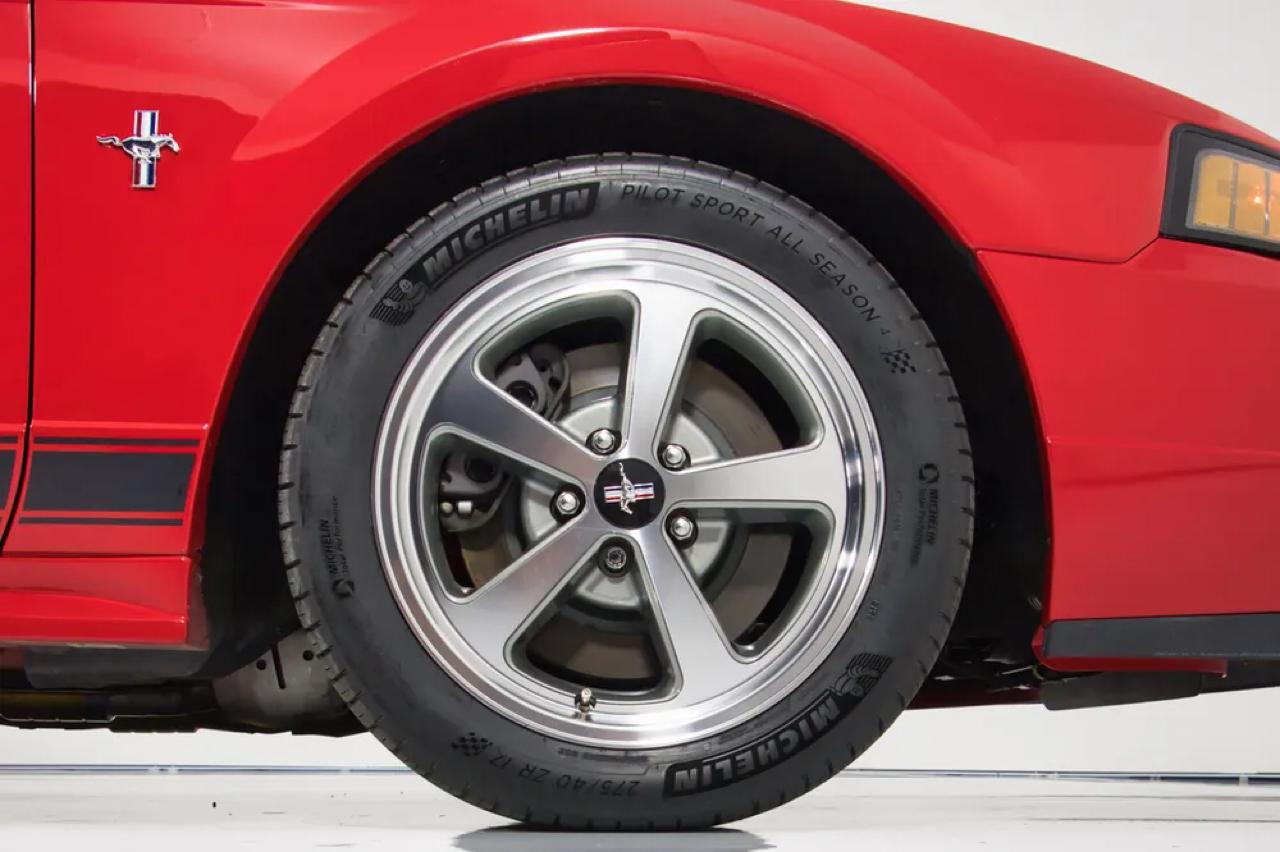 Ford Mustang Mach 1 2003