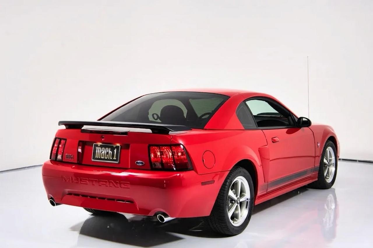 Ford Mustang Mach 1 2003