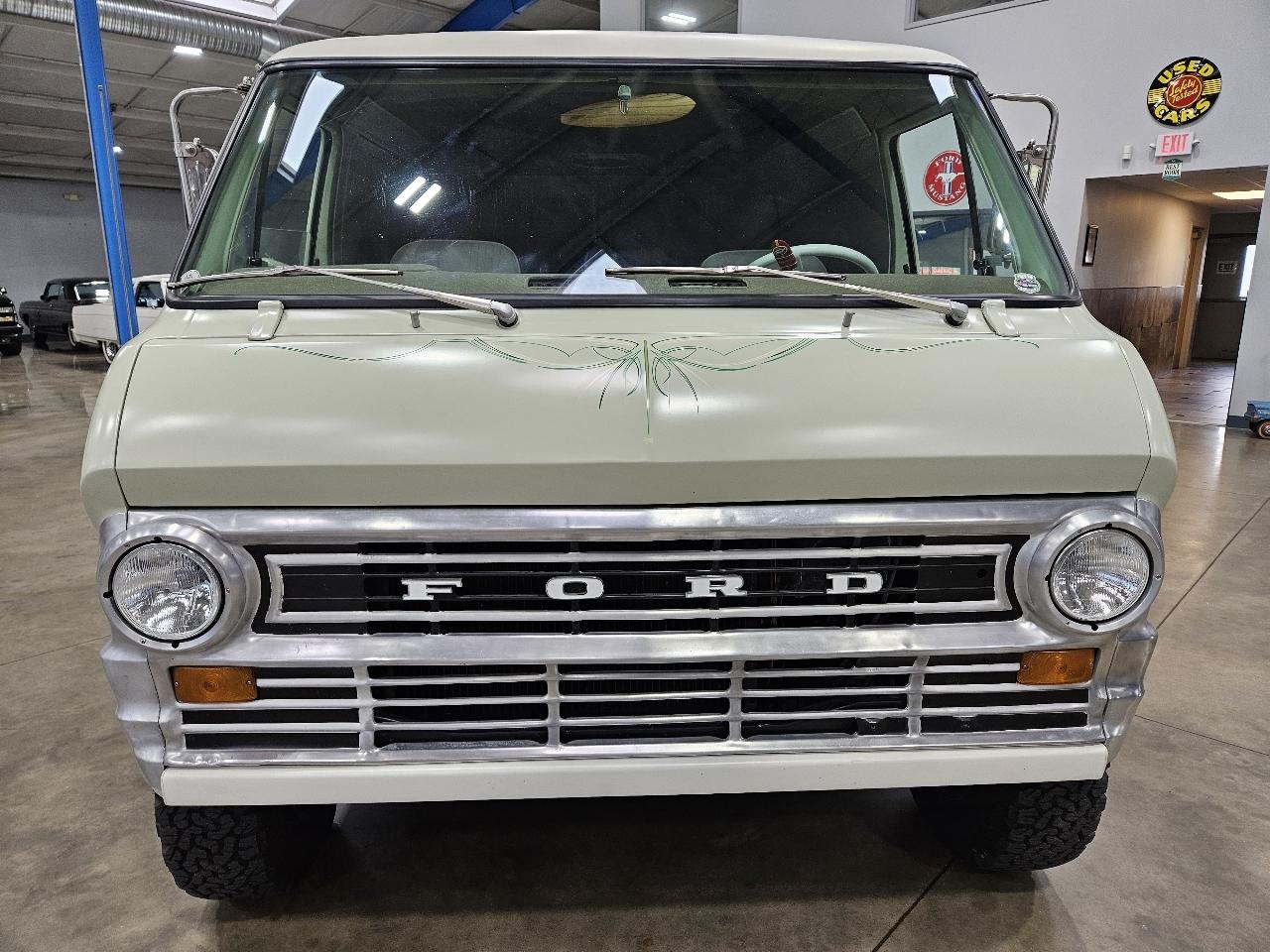 Ford E-Series Cargo  1974