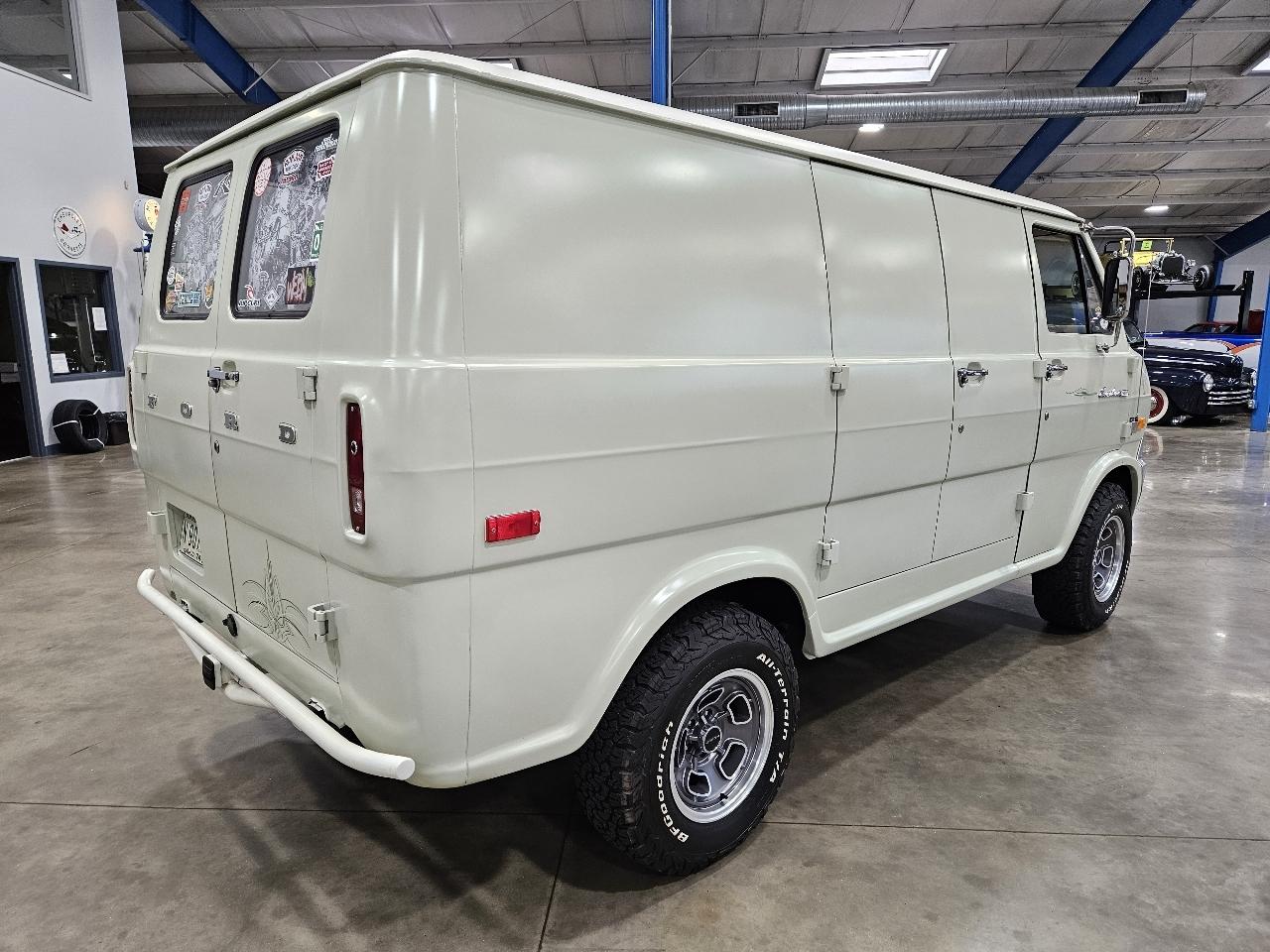 Ford E-Series Cargo  1974