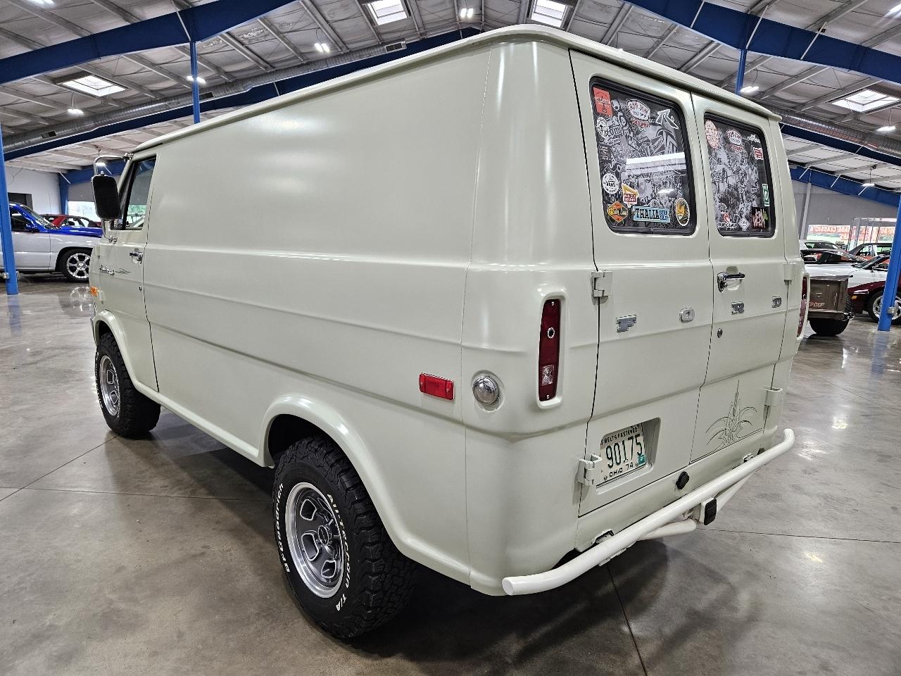 Ford E-Series Cargo  1974