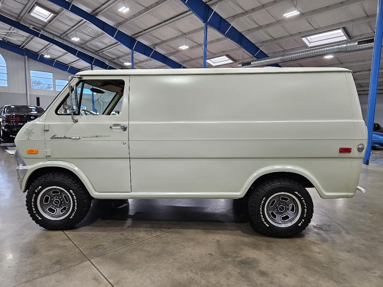 Ford E-Series Cargo  1974
