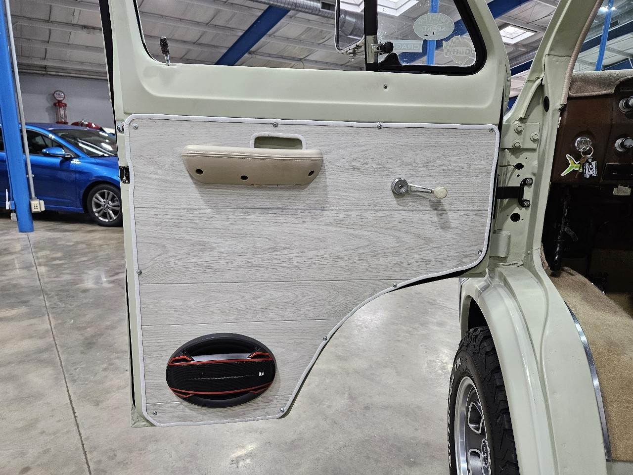 Ford E-Series Cargo  1974