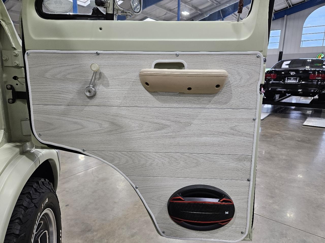 Ford E-Series Cargo  1974