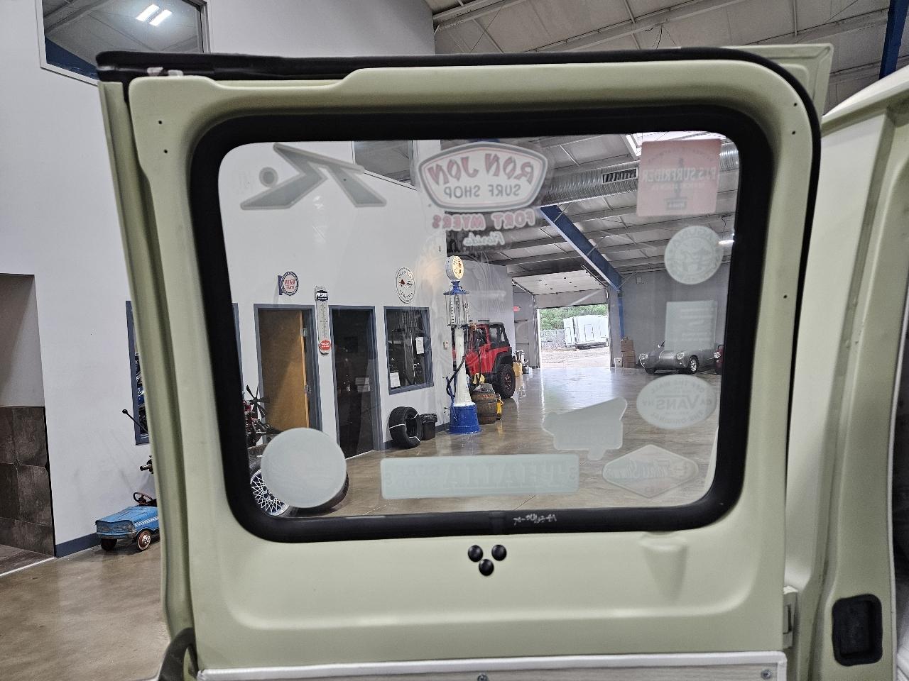 Ford E-Series Cargo  1974
