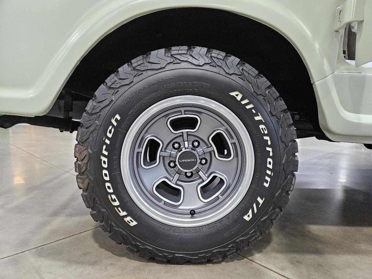Ford E-Series Cargo  1974