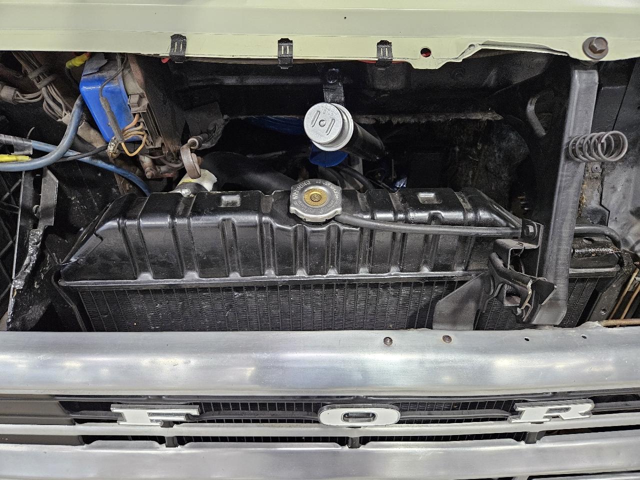 Ford E-Series Cargo  1974