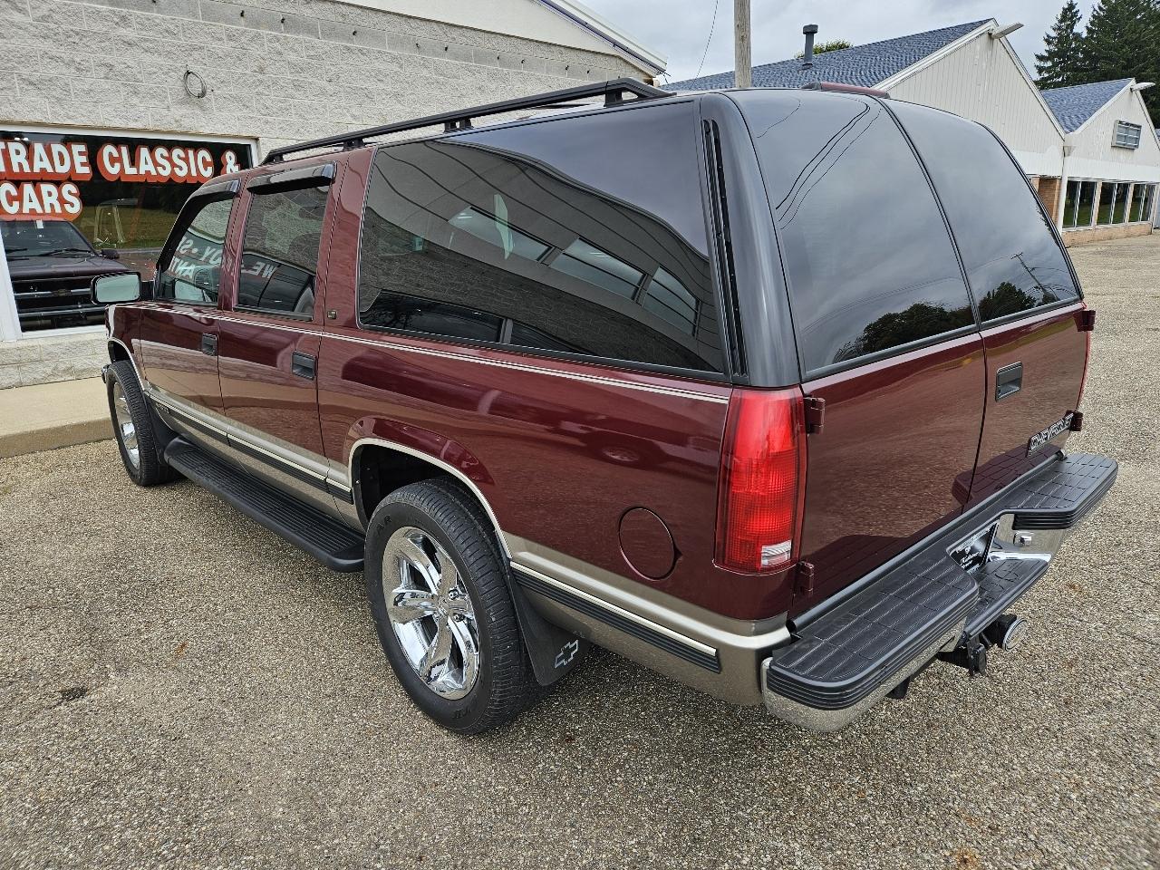 Chevrolet Suburban 1500 LT 1999