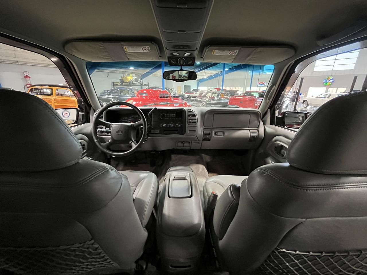 Chevrolet Suburban 1500 LT 1999