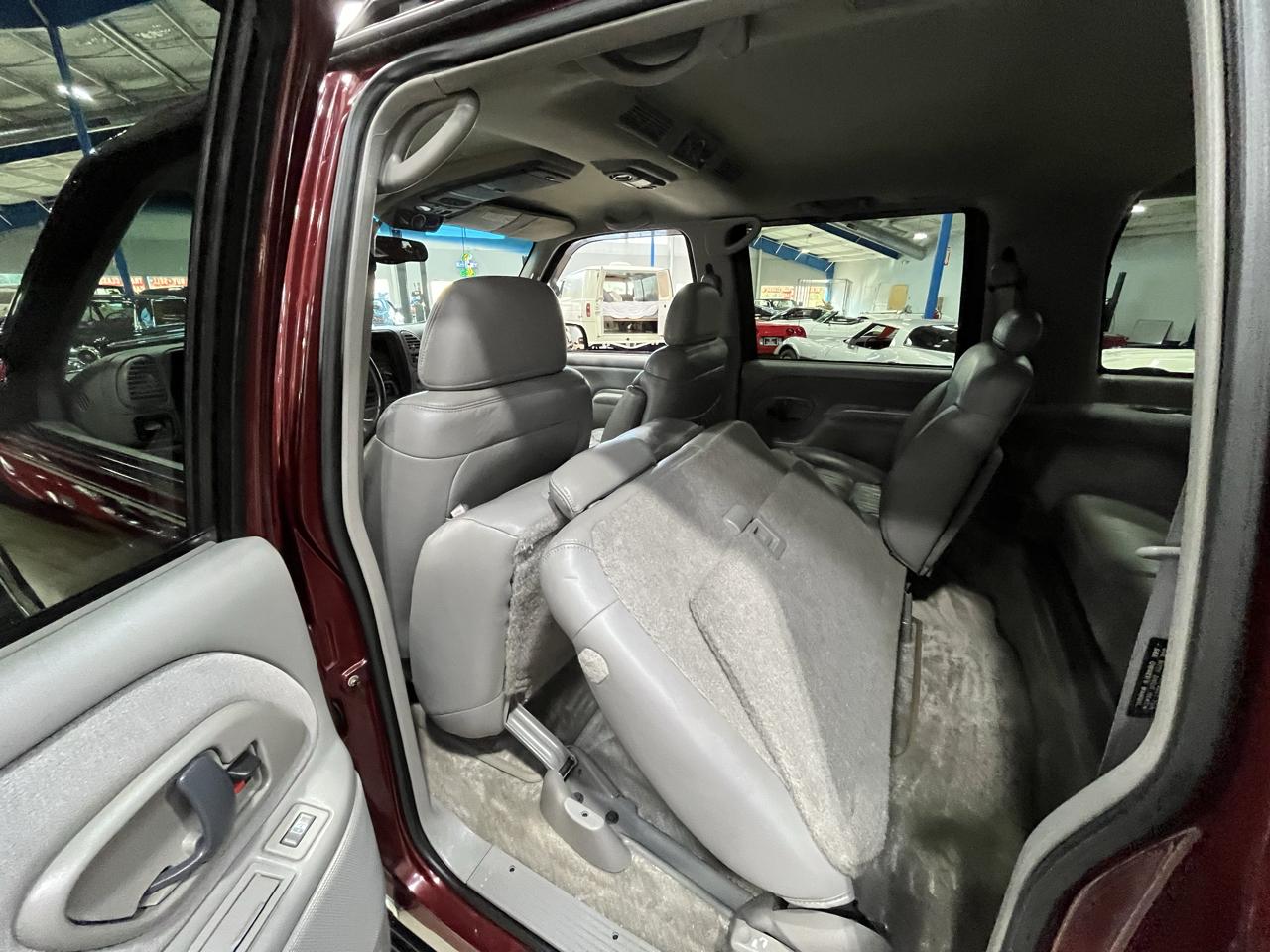 Chevrolet Suburban 1500 LT 1999