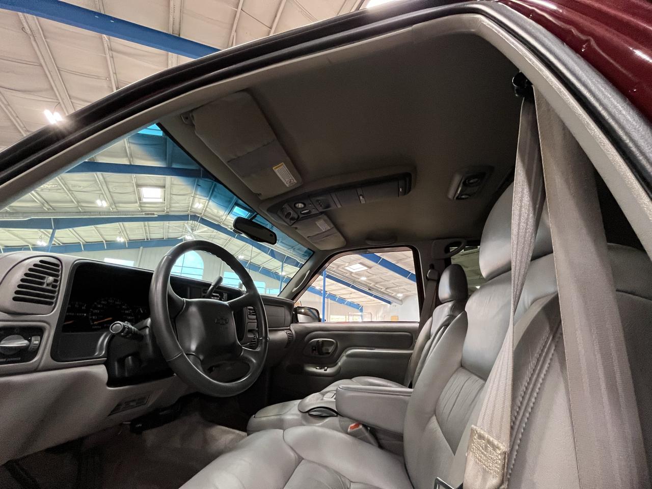 Chevrolet Suburban 1500 LT 1999