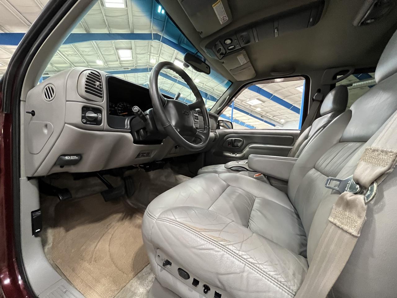 Chevrolet Suburban 1500 LT 1999