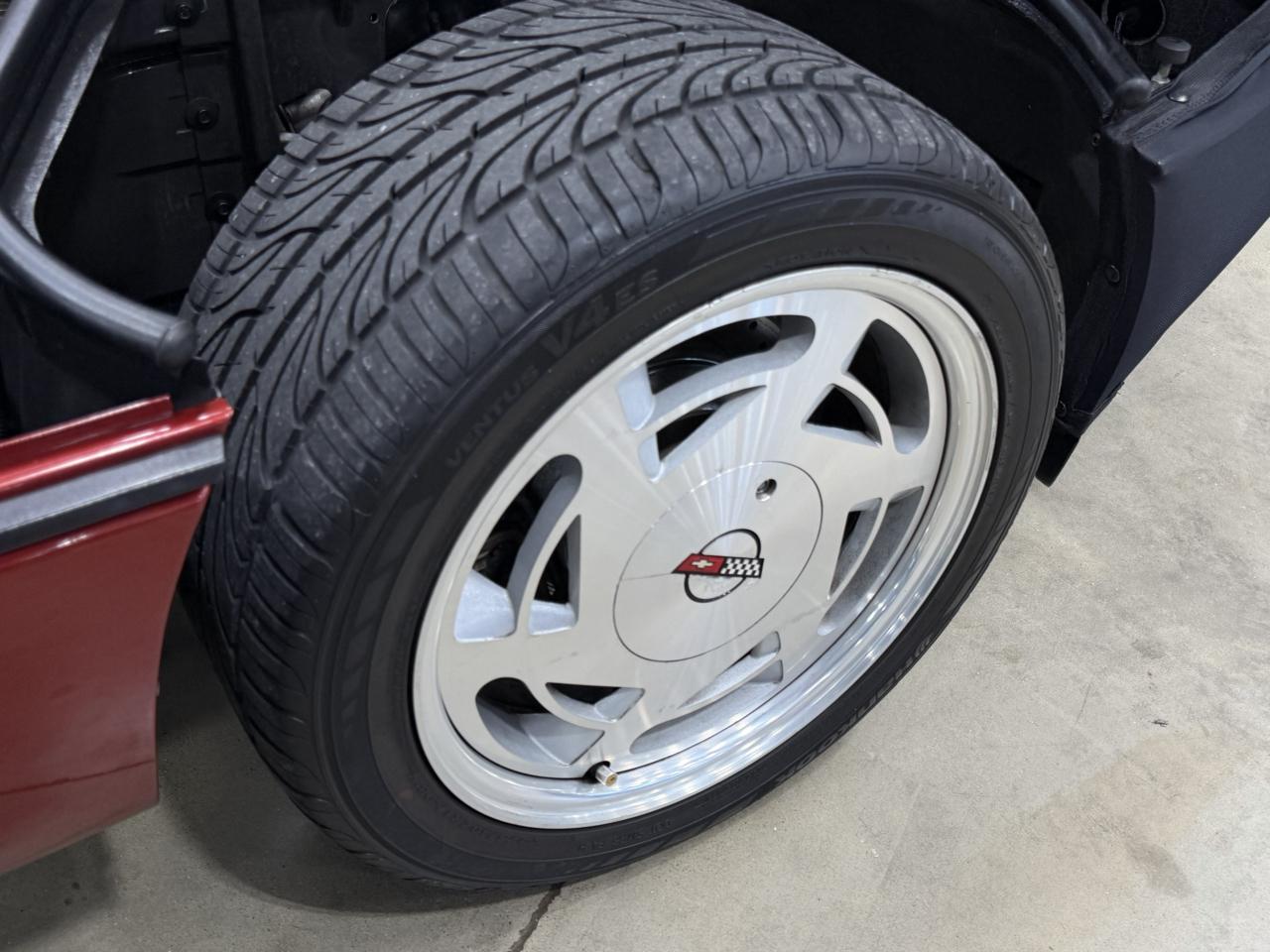 Chevrolet Corvette  1988