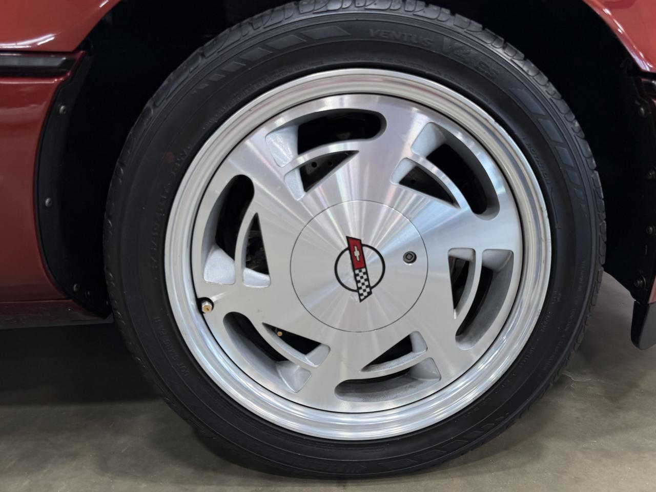 Chevrolet Corvette  1988