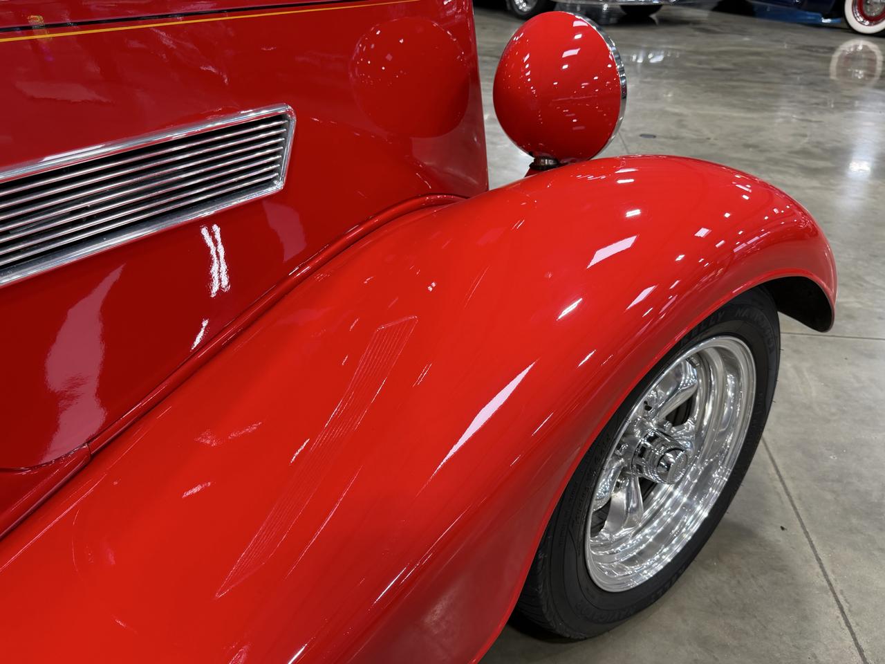 Ford 3-Window  1934