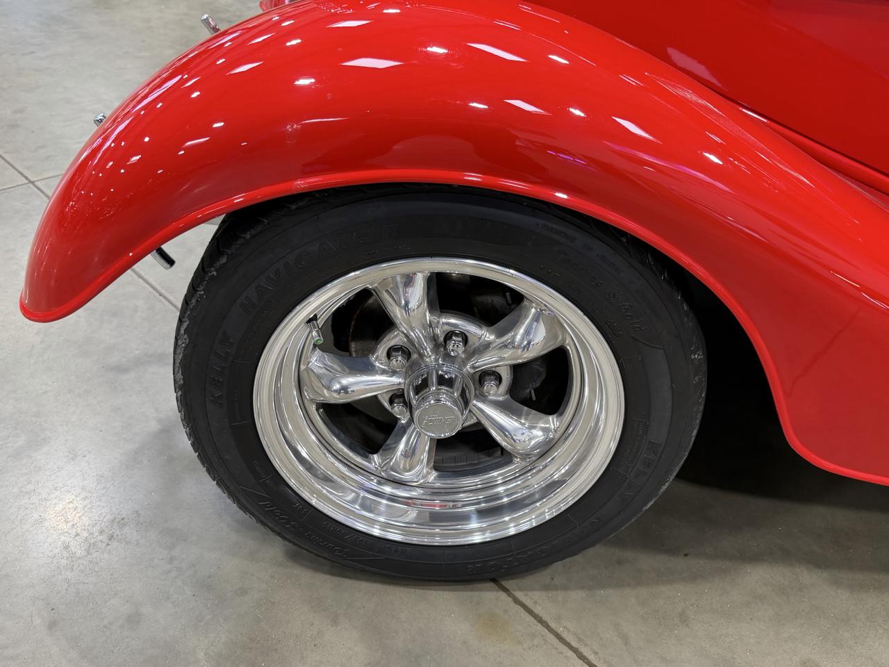 Ford 3-Window  1934