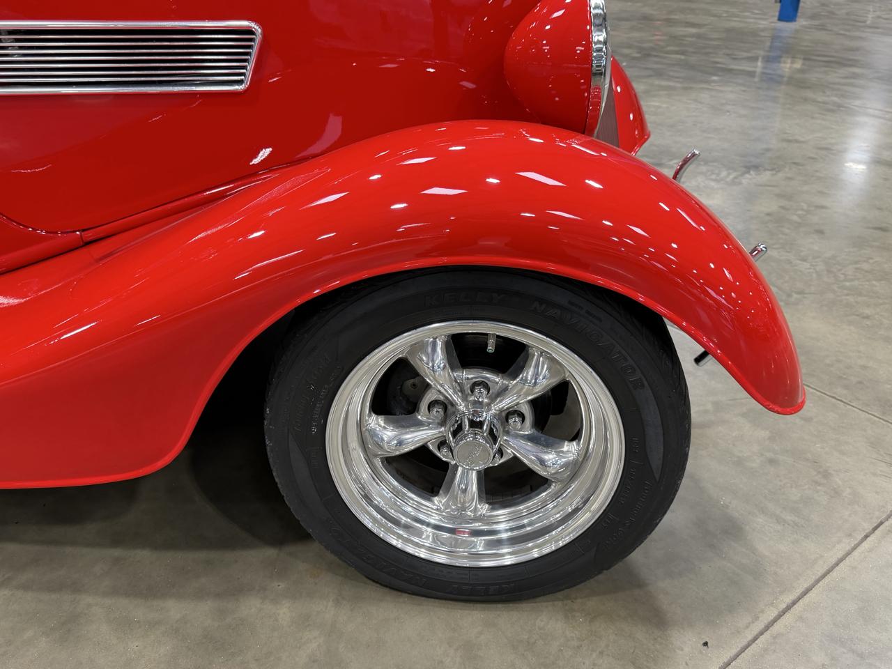Ford 3-Window  1934