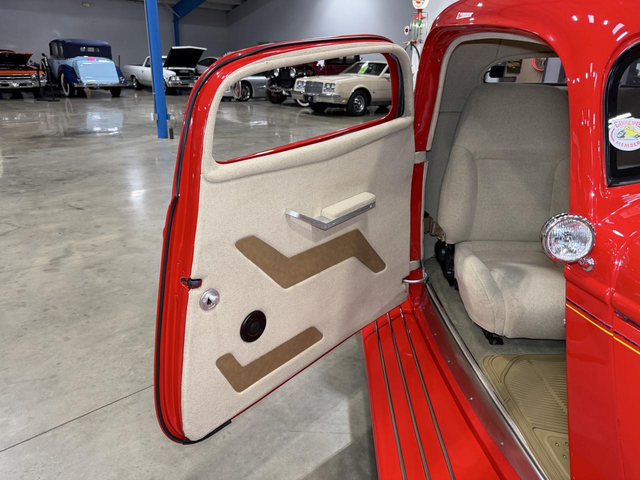 Ford 3-Window  1934