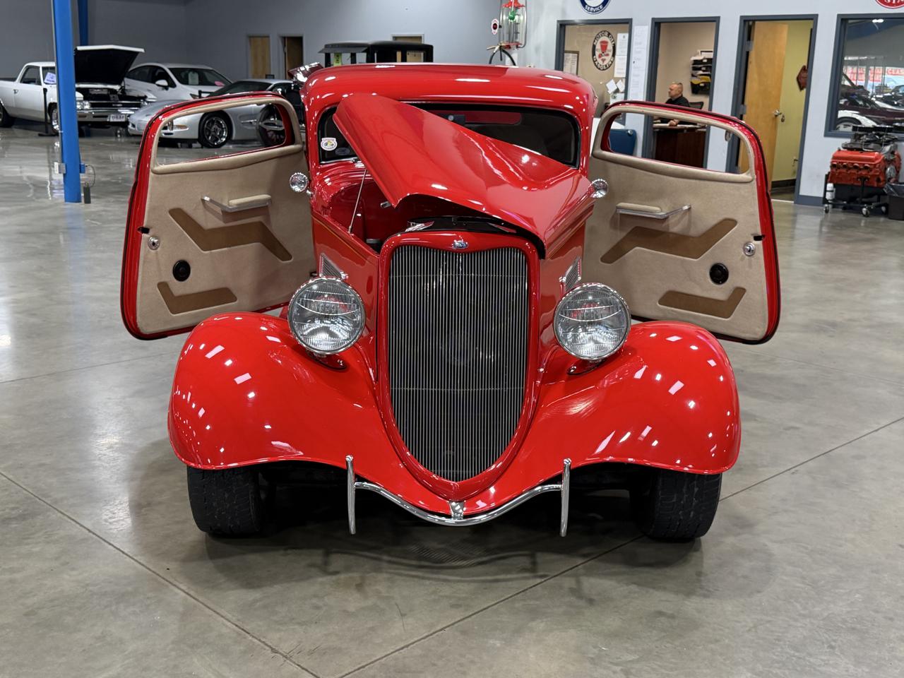 Ford 3-Window  1934