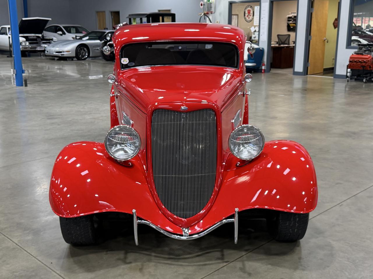 Ford 3-Window  1934