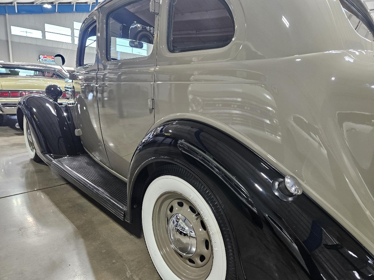 Plymouth 4 Door  1936
