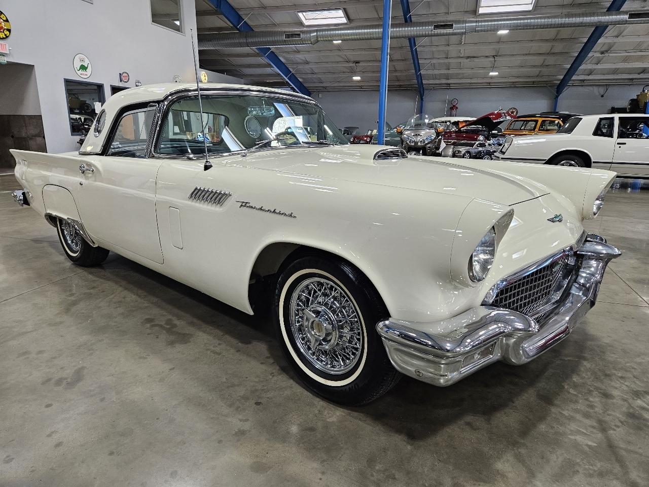 Ford Thunderbird  1957