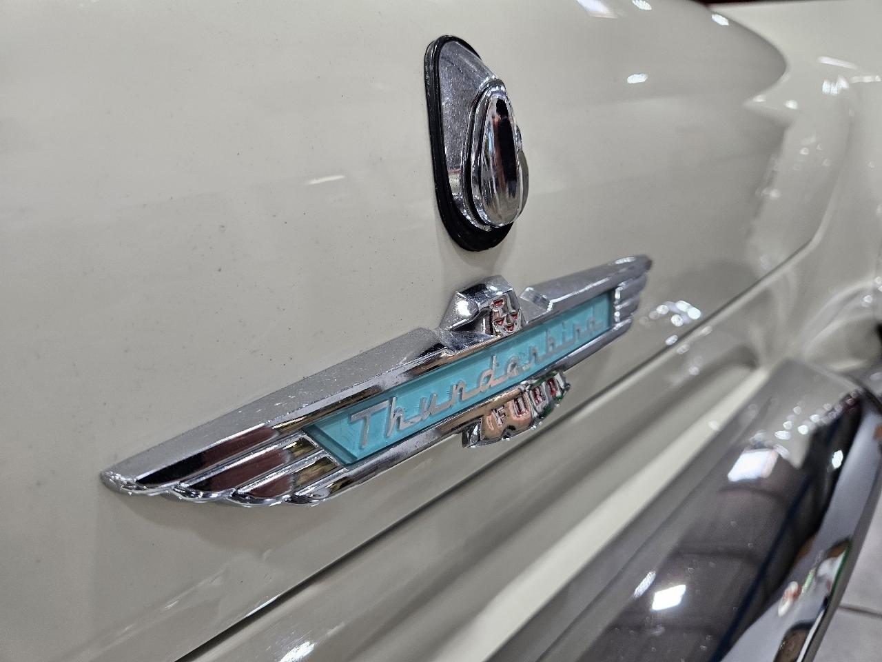 Ford Thunderbird  1957