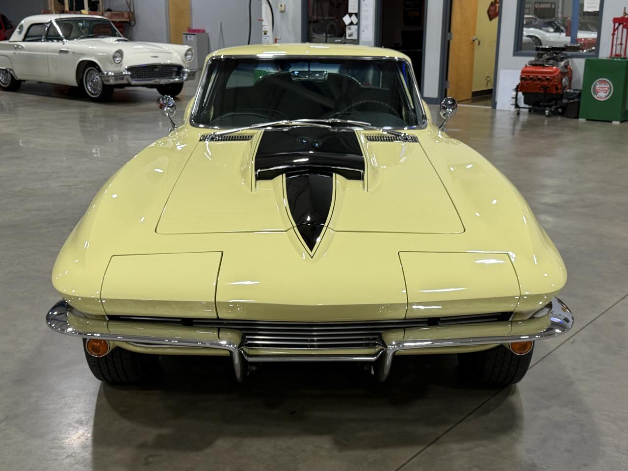 Chevrolet Corvette  1964