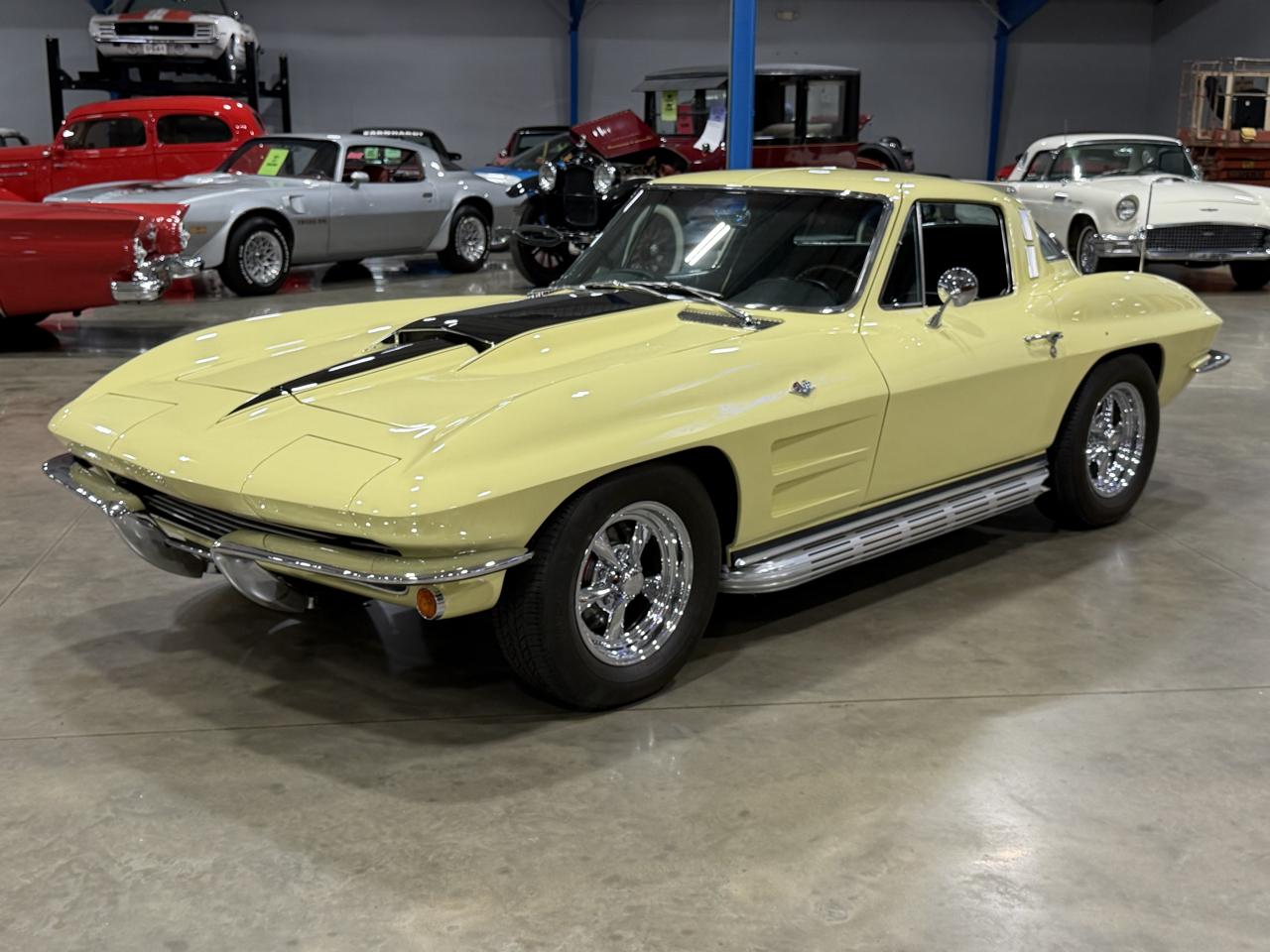 Chevrolet Corvette  1964