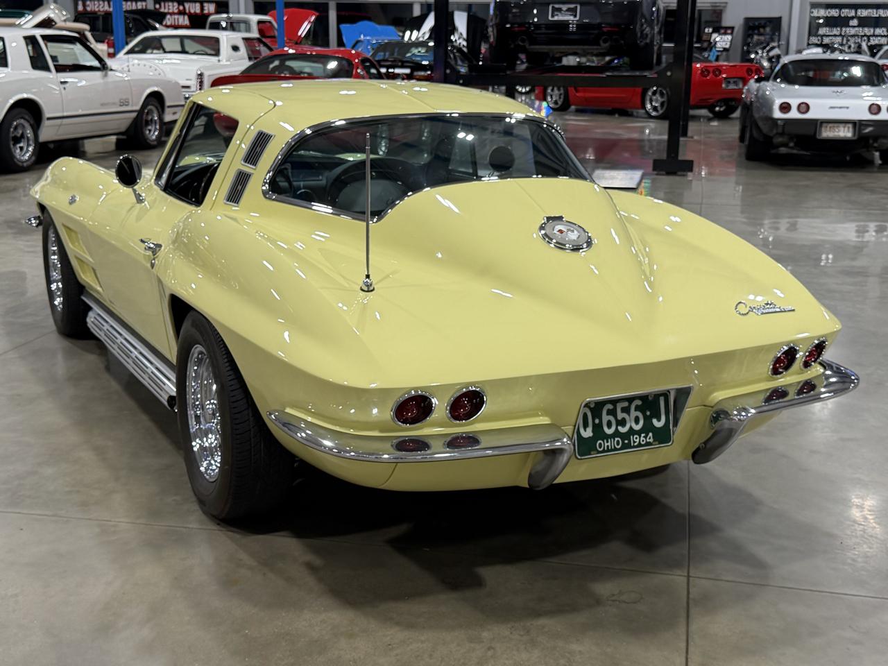 Chevrolet Corvette  1964