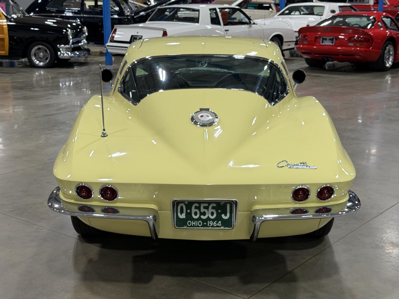 Chevrolet Corvette  1964