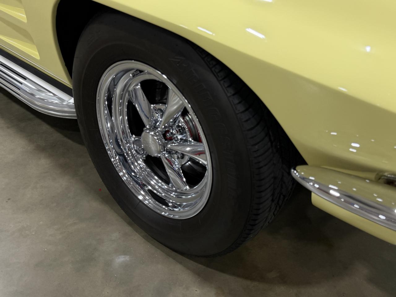Chevrolet Corvette  1964