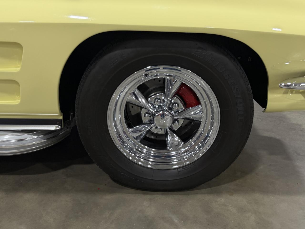 Chevrolet Corvette  1964