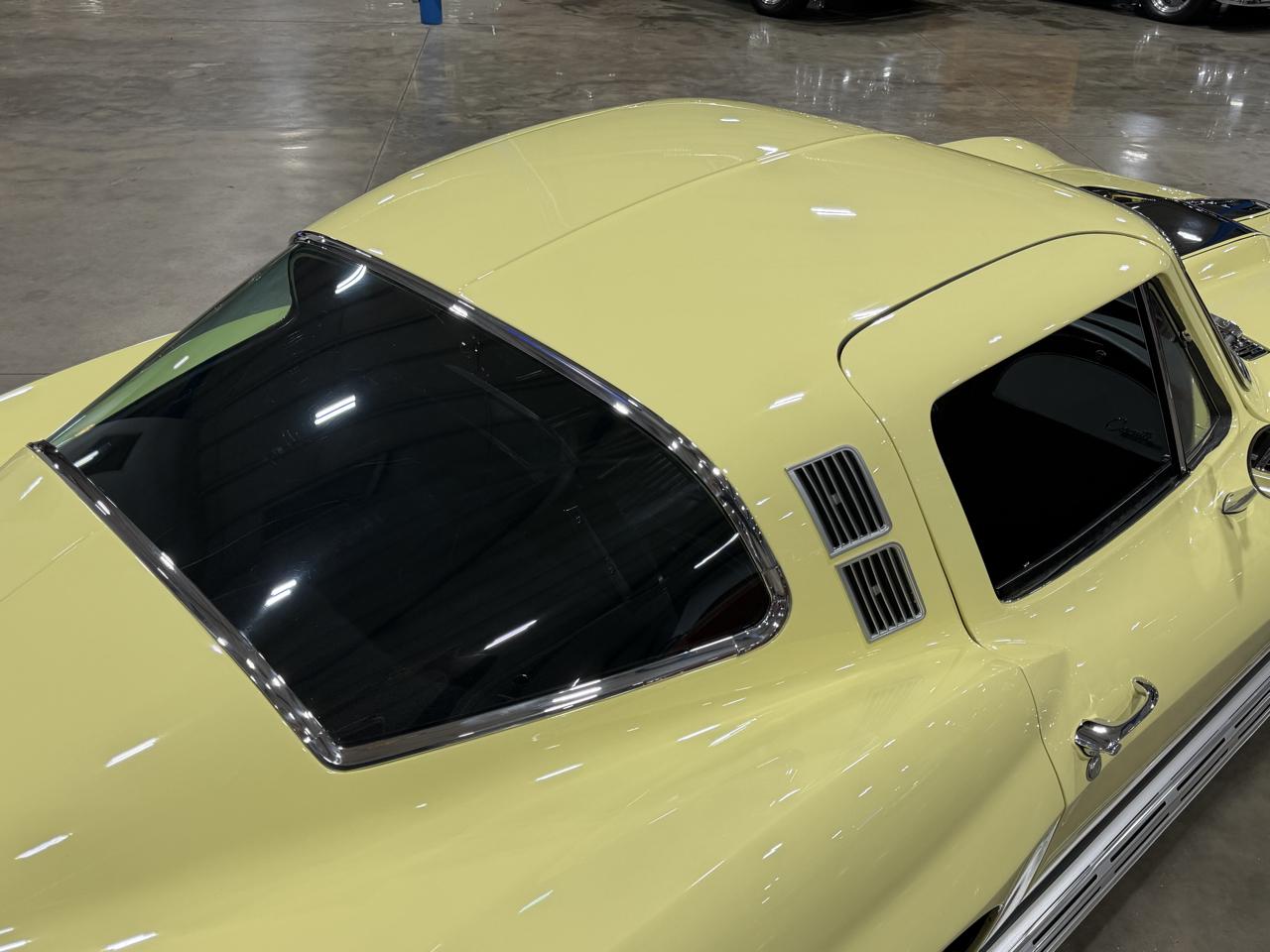 Chevrolet Corvette  1964