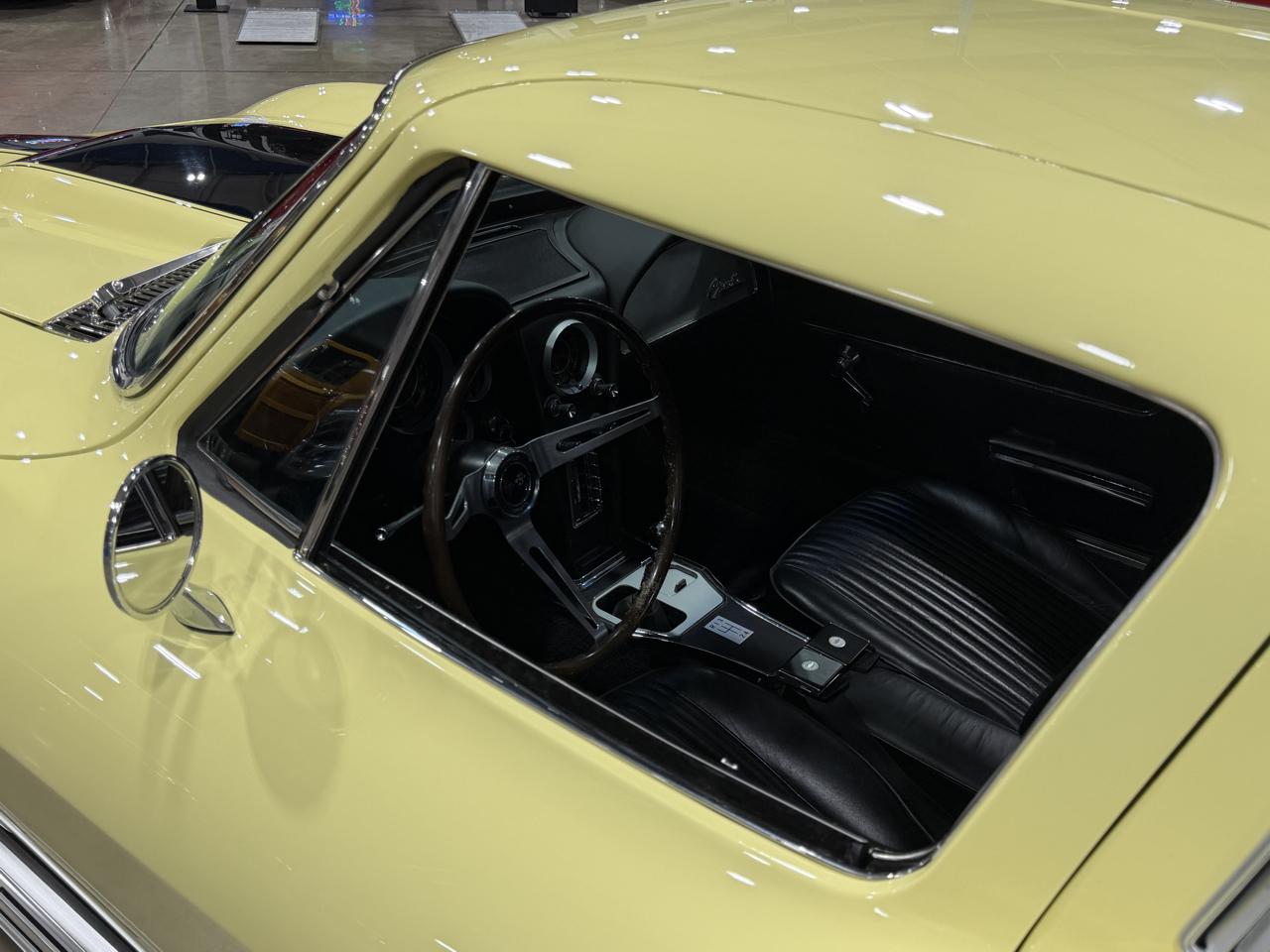 Chevrolet Corvette  1964