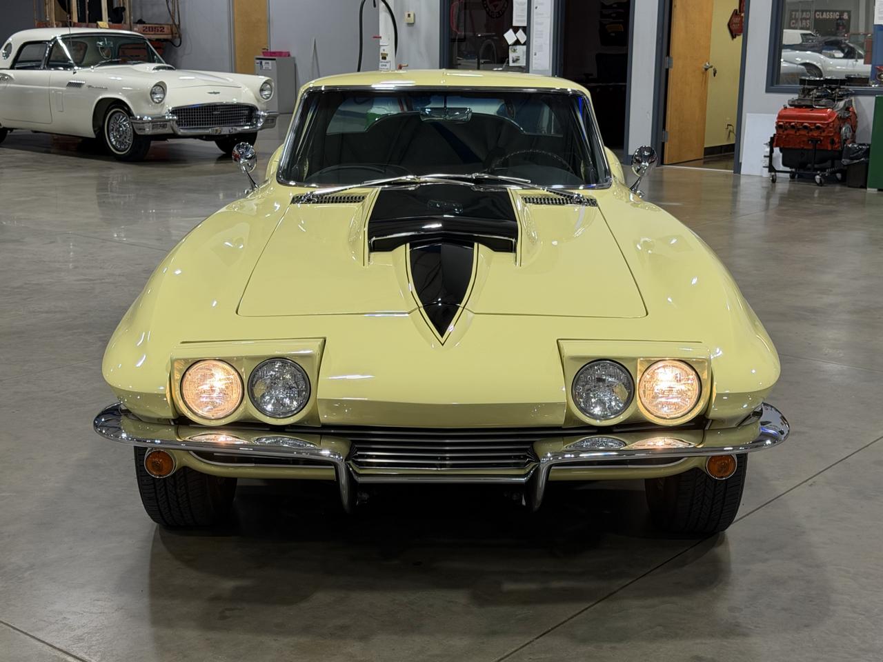Chevrolet Corvette  1964