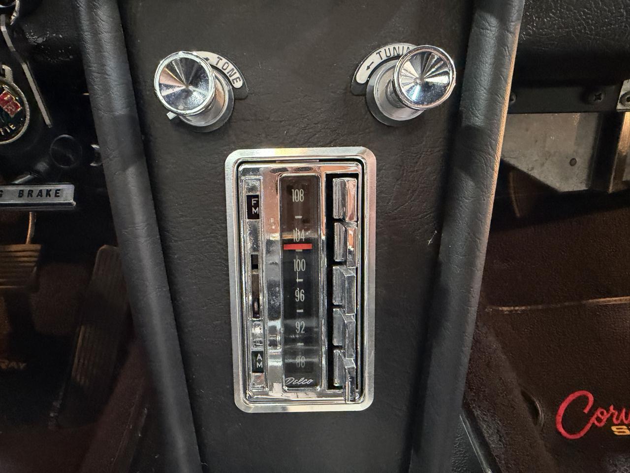 Chevrolet Corvette  1964
