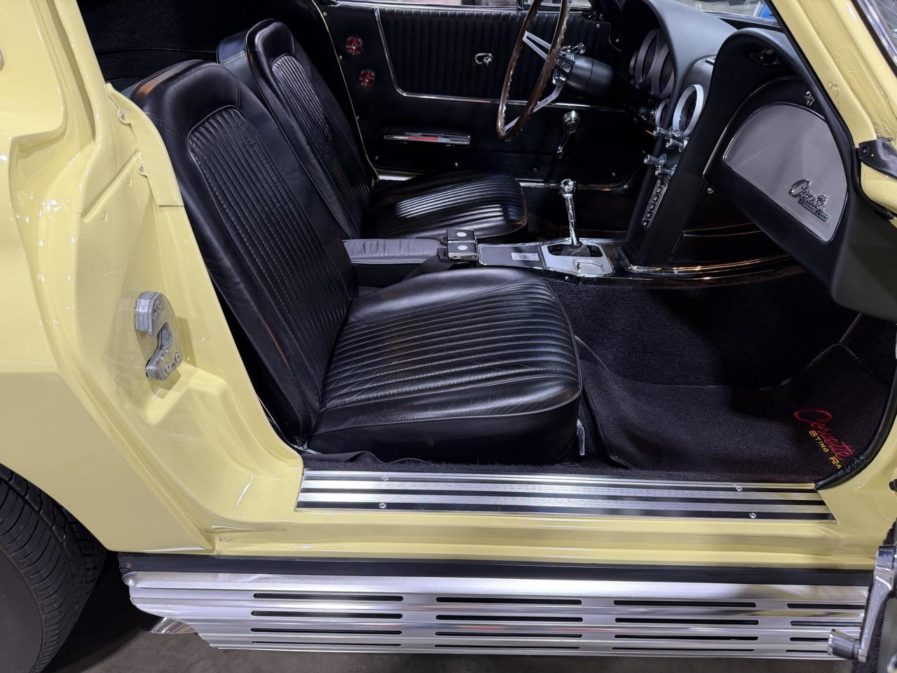 Chevrolet Corvette  1964